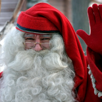 Финский Санта-Клаус и Урал Мороз посетили детский дом в Малом Истоке