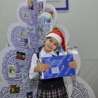 Почта России вручила посылки с подарками от Деда Мороза воспитанникам детских домов Свердловской области