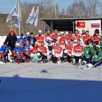 В Двуреченске прошел благотворительный хоккейный турнир среди воспитанников детских домов